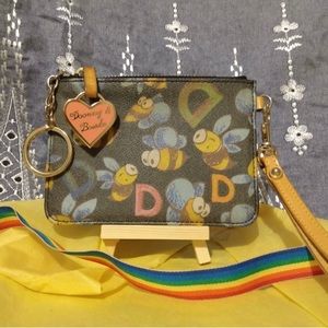 EUC: Vintage Rainbow Bumblebee Dooney & Bourke Rare coin bag Wristlet